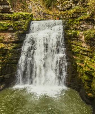camping-doubs-chute-eau-inspi-th